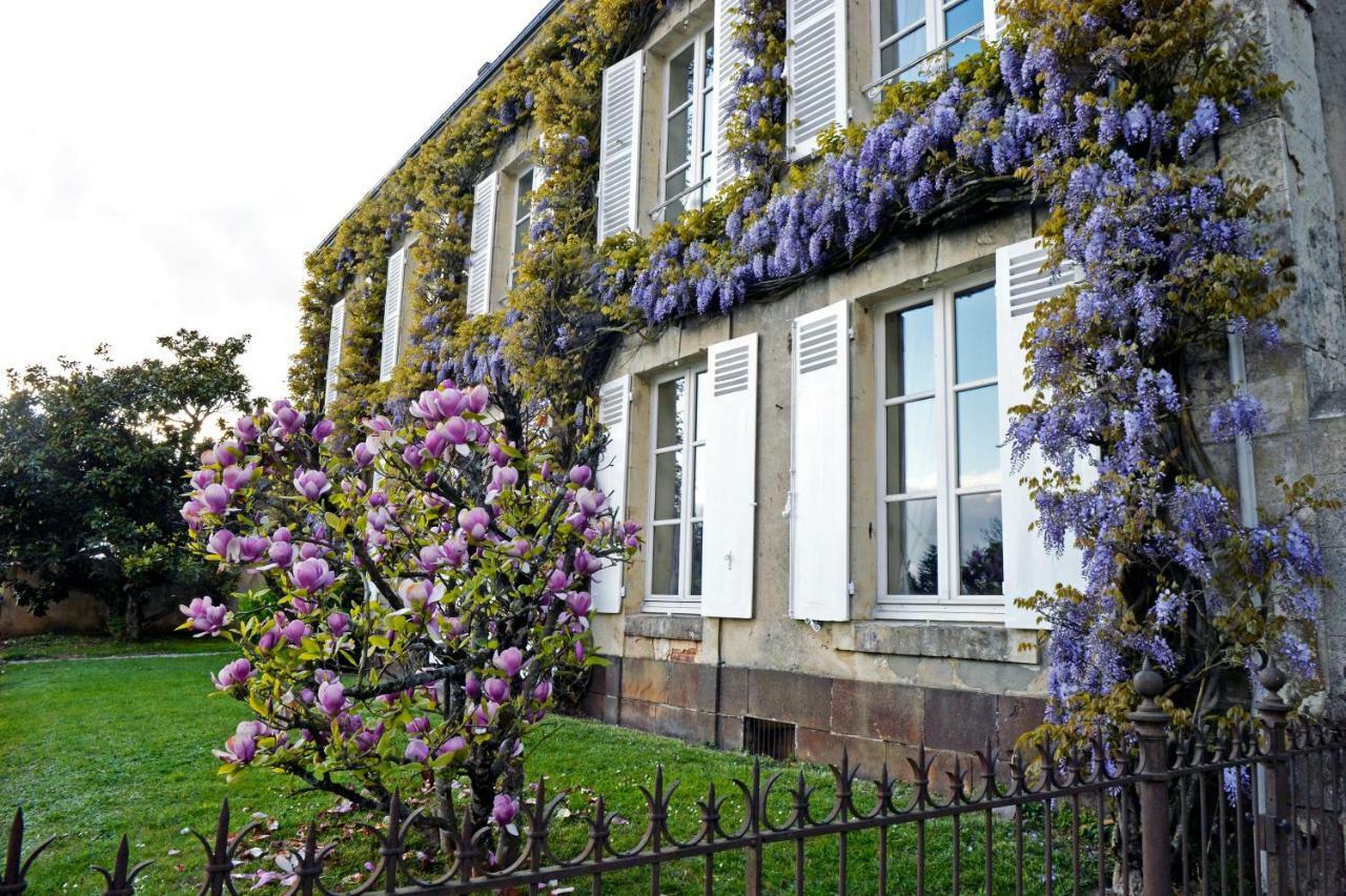 Les Couleurs Du Verger Beaumont-les-Autels Exterior photo
